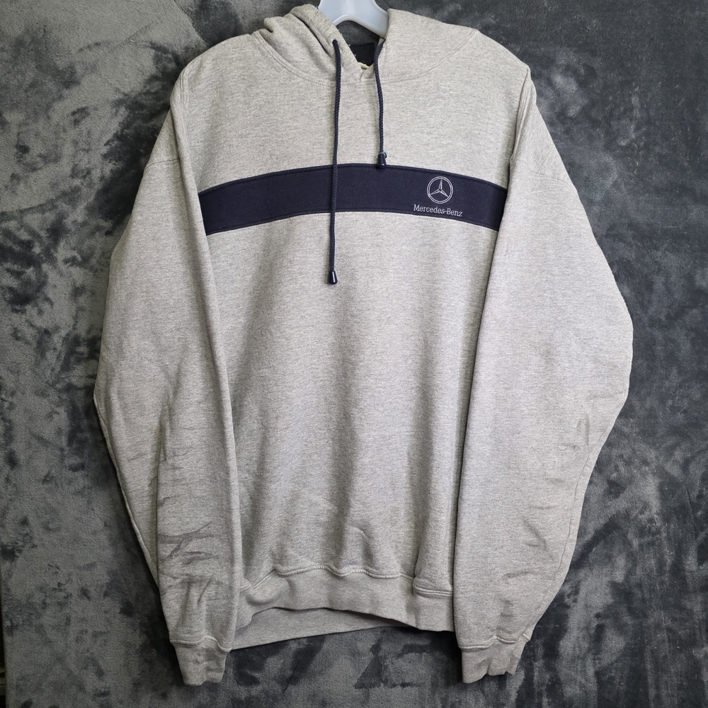 Vintage Mercedes Benz Mechanics Hoodie . Mens L. See pics for wear and or stains